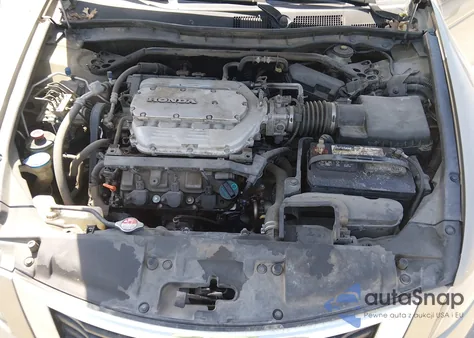 2010 Honda Accord 3.5 Ex-L from USA, damaged, VIN 1HGCP3F82AA020013